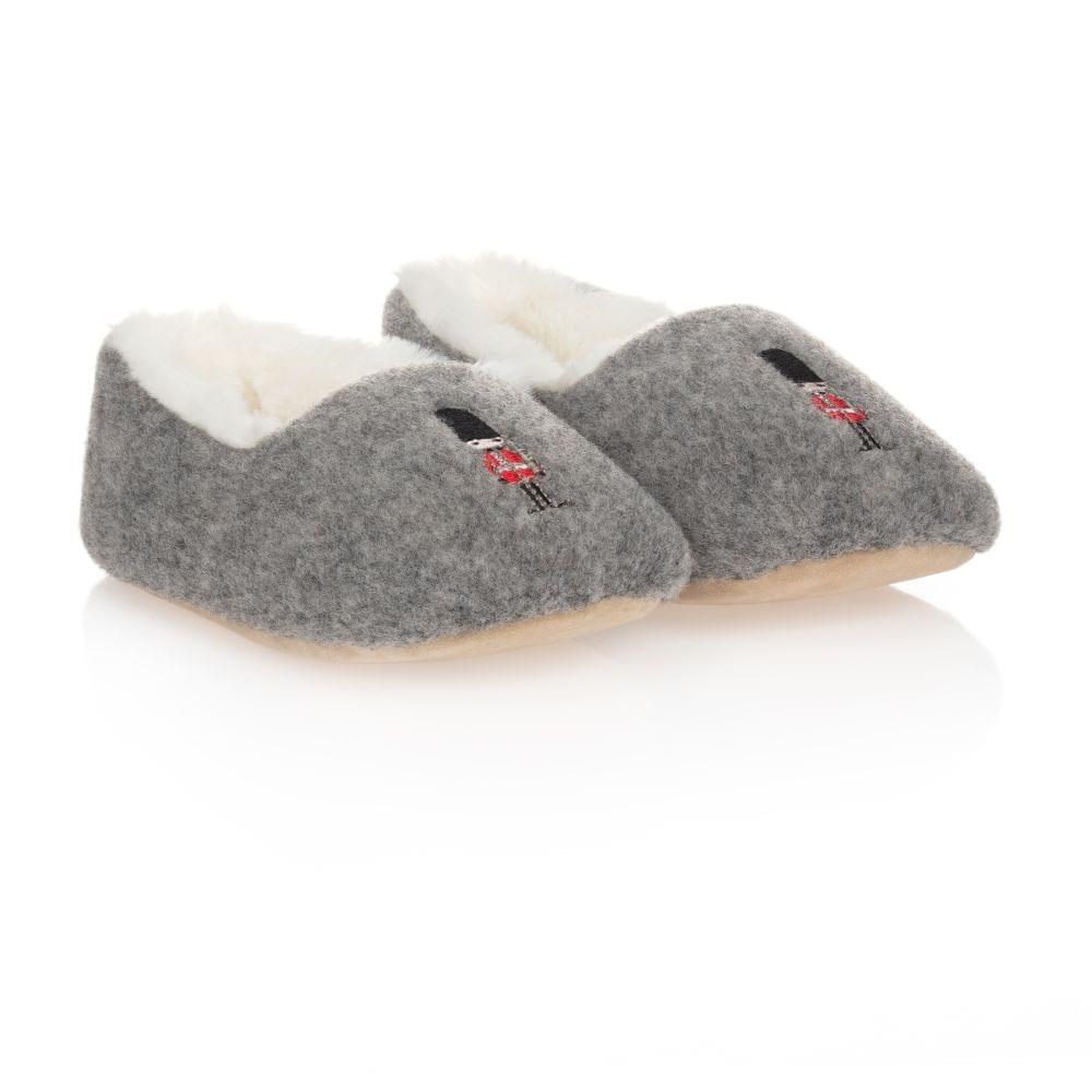 Boys hot sale fluffy slippers