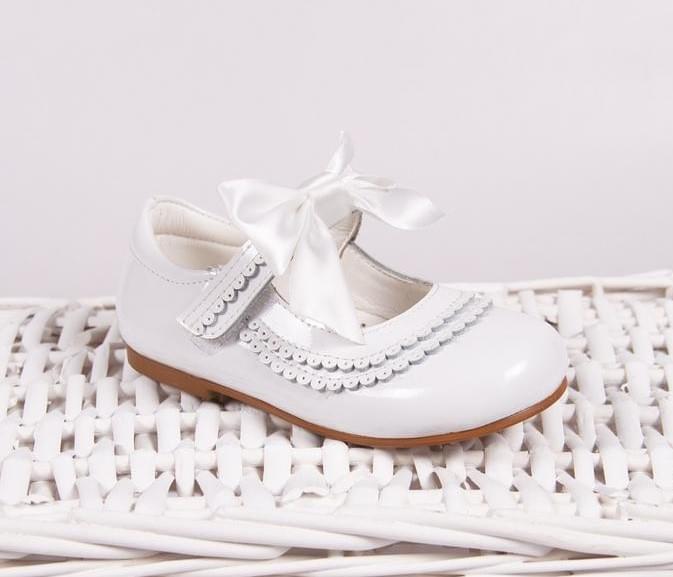 Girls white cheap leather shoes